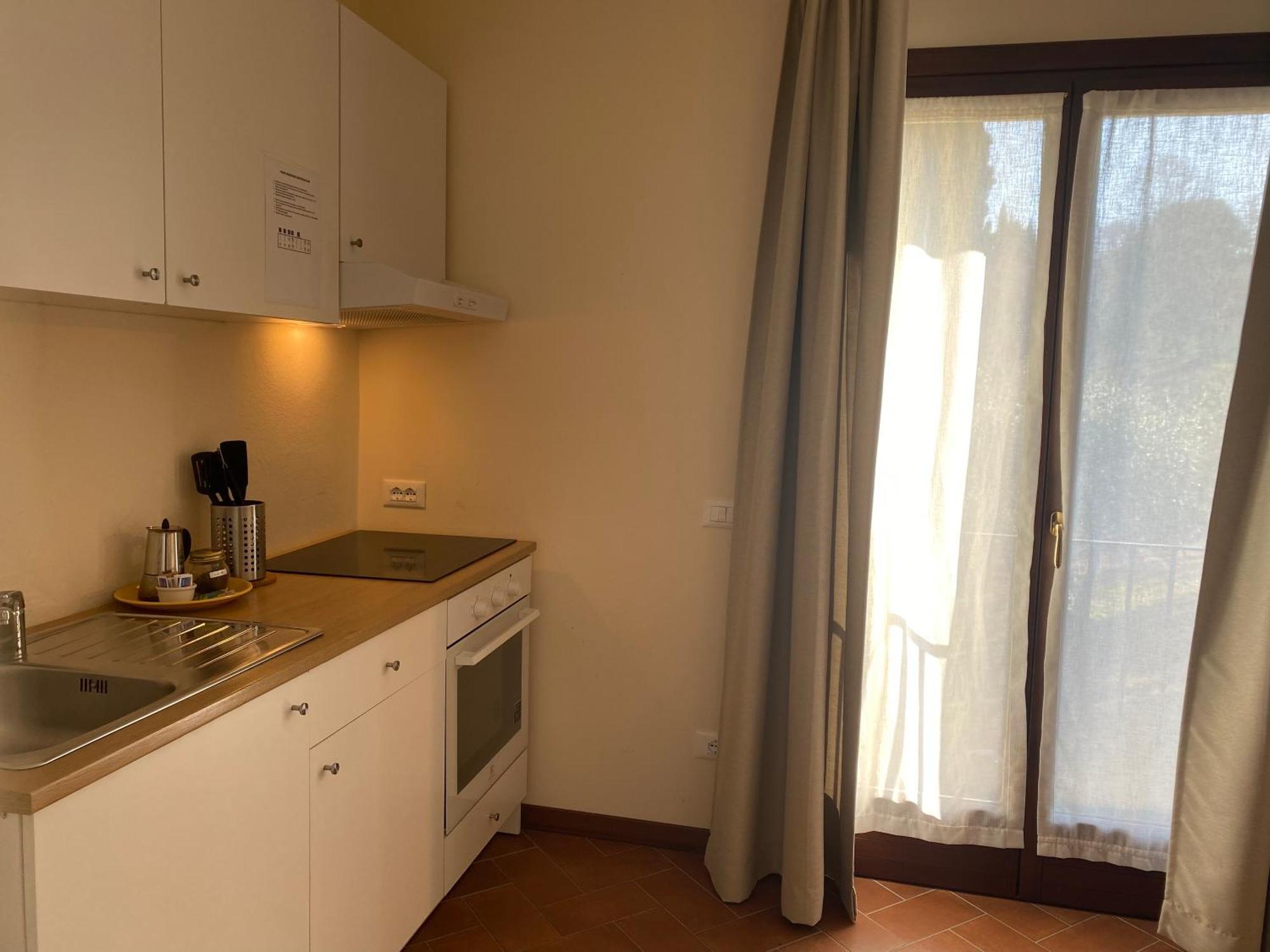Апартаменты Residenza Cipressi E Olivi Верона Экстерьер фото